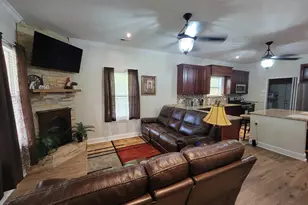 1322 Jefferson St, Newberry, SC 29108 - Photo 3