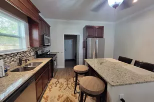 1322 Jefferson St, Newberry, SC 29108 - Photo 7