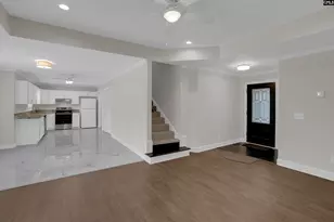 221 Meadow Crest Dr, West Columbia, SC 29172 - Photo 5