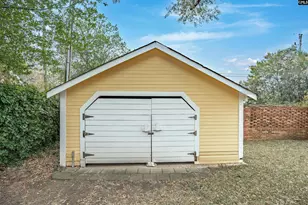 2219 Gadsden St, Columbia, SC 29201 - Photo 7