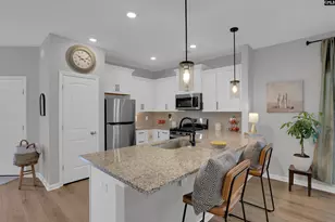 821 Peony Ln, Columbia, SC 29229 - Photo 5