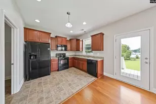 217 Lakewood Dr, Chapin, SC 29036 - Photo 25