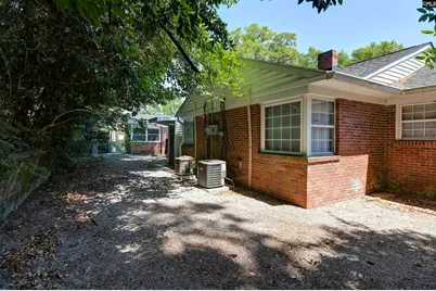 401-403 Waccamaw, Columbia, SC 29205 - Photo 5