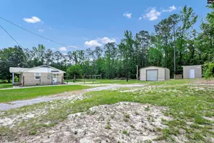 1025 Spring Dr, Lugoff, SC 29078 - Photo 7