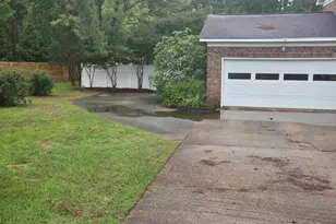 1300 Sunnythill Dr, Camden, SC 29020 - Photo 9