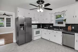 1767 D Ave, West Columbia, SC 29169 - Photo 13