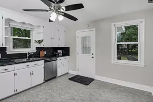 1767 D Ave, West Columbia, SC 29169 - Photo 11