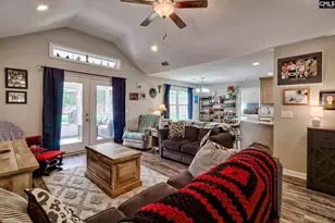 8 Foxfire Ln, Wedgefield, SC 29168 - Photo 13