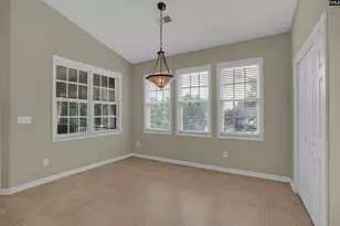 425 Keowee Dr, Lexington, SC 29072 - Photo 9