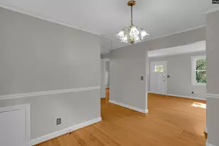 3906 Eureka St, Columbia, SC 29205 - Photo 9