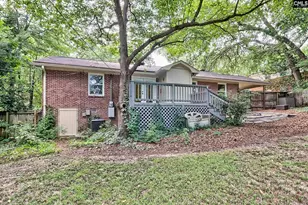2032 Robin Rd, Columbia, SC 29204 - Photo 5