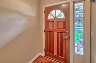 2032 Robin Rd, Columbia, SC 29204 - Photo 11