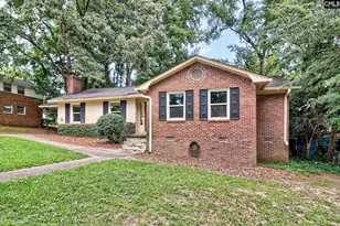 2032 Robin Rd, Columbia, SC 29204 - Photo 3