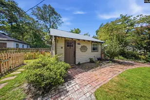 1201 Fairview Dr, Columbia, SC 29205 - Photo 25