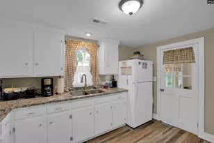 1510 Sarsfield, Camden, SC 29020 - Photo 11