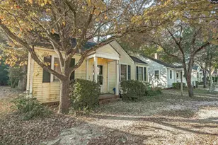 109 E Hampton St, Camden, SC 29020 - Photo 1