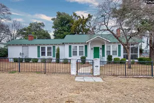 600 Center St, West Columbia, SC 29169 - Photo 1