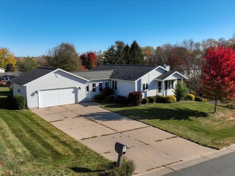 1002 Sherwood Dr, Viroqua, WI 54665 MLS 1945562 Coldwell Banker
