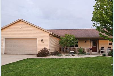 1336 Savannah Woods Drive, Edgerton, WI 53534 - Photo 1