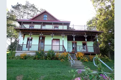 113 S Main Street, Elroy, WI 53929 - Photo 1