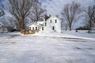 W8297 Hwy 33, Portage, WI 53901 - Photo 1