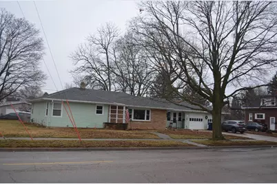 482 N Oakhill Avenue, Janesville, WI 53548 - Photo 1