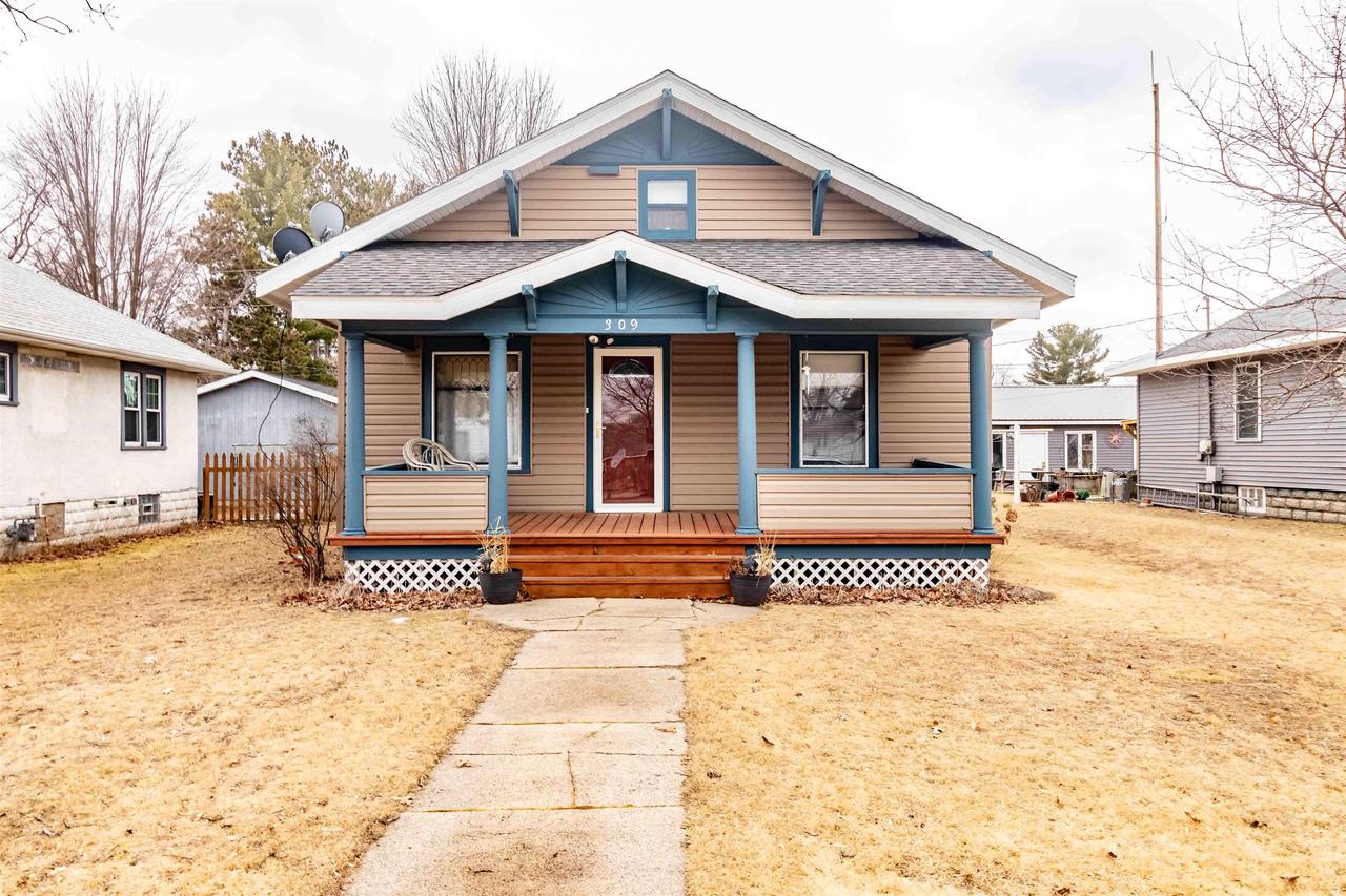 309 S Linden St, Adams, WI 53910 - MLS 1992875 - Coldwell Banker