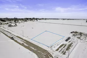 476 Nickolas St, Randolph, WI 53956 - Photo 1