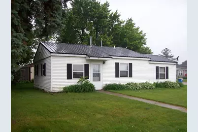 800 Thompson Street, Portage, WI 53901 - Photo 1