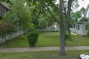 206 Dixon St, Madison, WI 53704 - Photo 1
