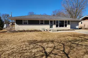 855 Hillside Dr, Jefferson, WI 53549 - Photo 1