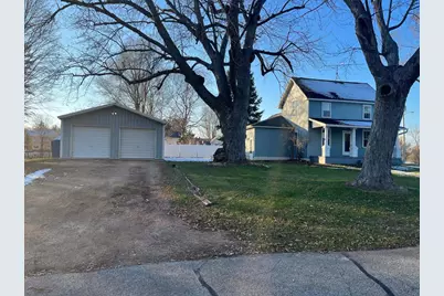 331 S West Street, Neshkoro, WI 54960 - Photo 1