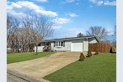 1304 S 3rd Street, Prairie Du Chien, WI 53821 - Photo 1