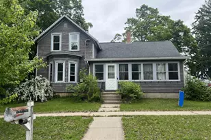 237 S Lincoln St, Poynette, WI 53955 - Photo 1