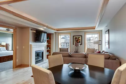 123 W Washington Avenue #609, Madison, WI 53703 - Photo 1