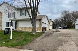 1337 Glacier Hill Dr, Madison, WI 53704 - Photo 1