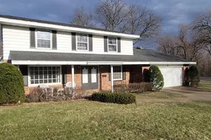 302 Riverview Ct, Portage, WI 53901 - Photo 1