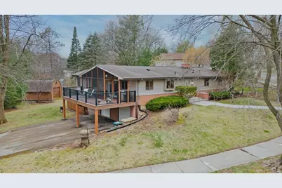 6005 Greentree Road, Madison, WI 53711 - Photo 1