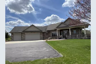 11219 W Golf Circle, Janesville, WI 53548 - Photo 1