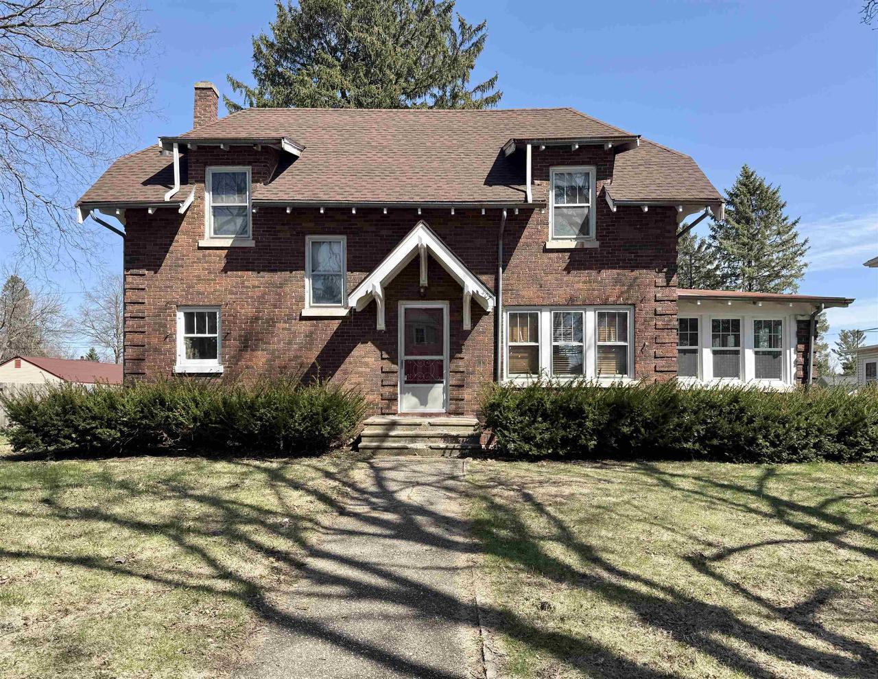 407 Highland Park Ave, Clinton, WI 53525 - MLS 1996911 - Coldwell Banker