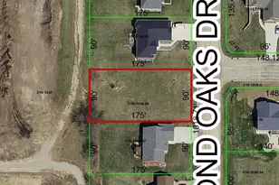 300 Diamond Oaks Dr, Ridgeville, WI 53533 - Photo 1
