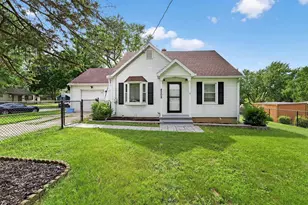 4202 School Rd, Madison, WI 53704 - Photo 1