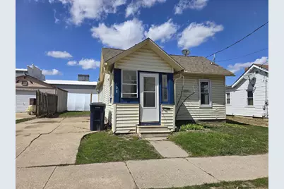 108 W Holmes Street, Janesville, WI 53548 - Photo 1