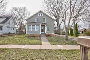 411 Roosevelt St, Rio, WI 53960 - Photo 1