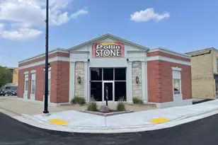 153 E Oak St, Juneau, WI 53039 - Photo 1