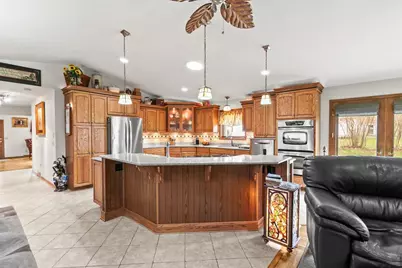 811 9th Street, Baraboo, WI 53913 - Photo 1