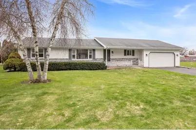 1136 10th Street, Baraboo, WI 53913 - Photo 1