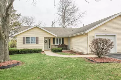 101 Buckingham Court, Cambridge, WI 53523 - Photo 1