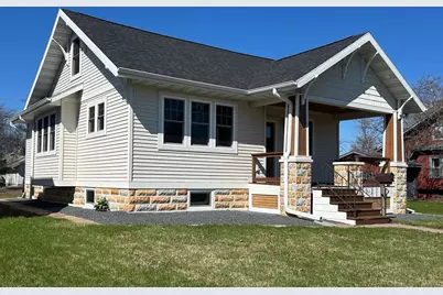 1019 Ellis Avenue, Ashland, WI 54806 - Photo 1