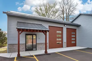 719 W Main St, Watertown, WI 53094 - Photo 1